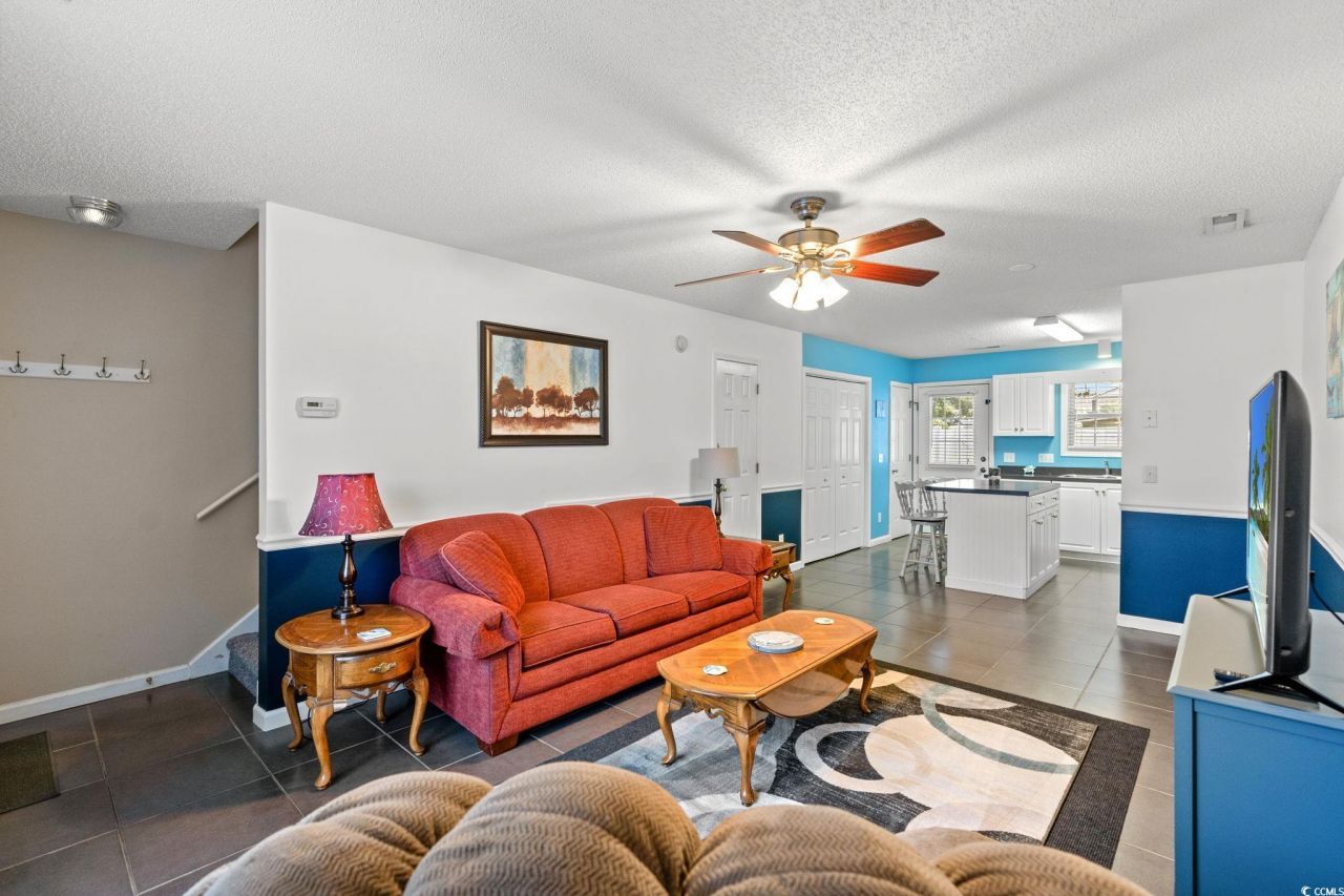 606 S 7th Ave. Photo 4