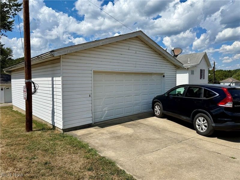 381 3rd Street, Bergholz, OH 43908 Photo 14