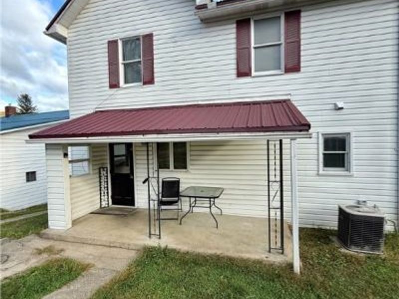 381 3rd Street, Bergholz, OH 43908 Photo 2