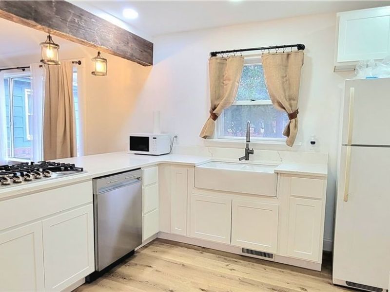 22601 Harms Road, Cleveland, OH 44143 Photo 30