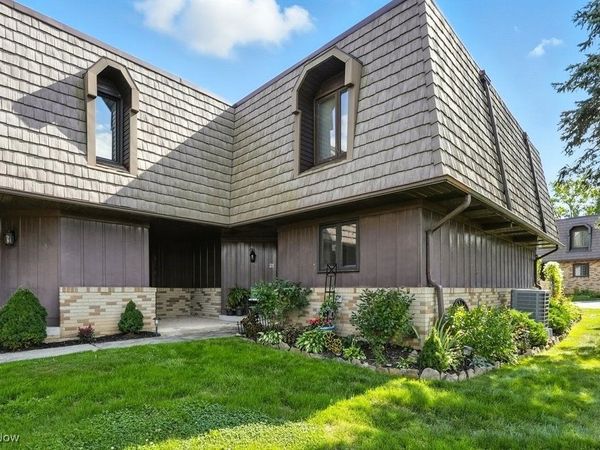 3860 Sawbridge Drive, Unit 21, Richfield, OH 44286