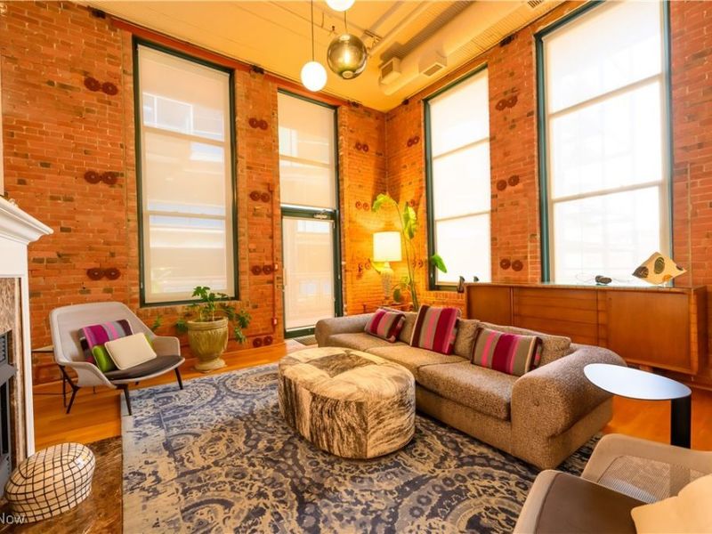 635 W Lakeside Avenue, Unit 406, Cleveland, OH 44113 Photo 11