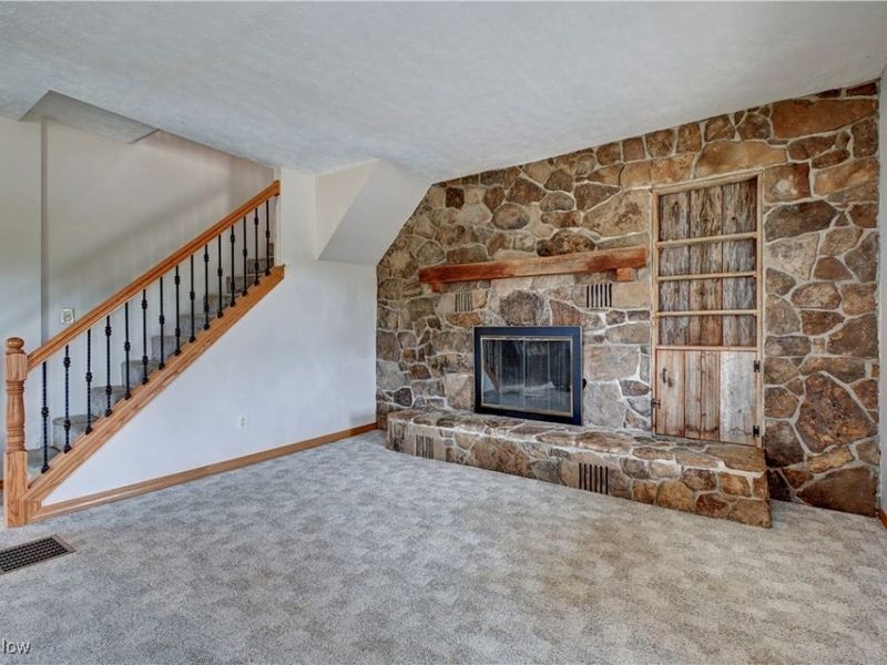 10870 County Road 6, Killbuck, OH 44637 Photo 12