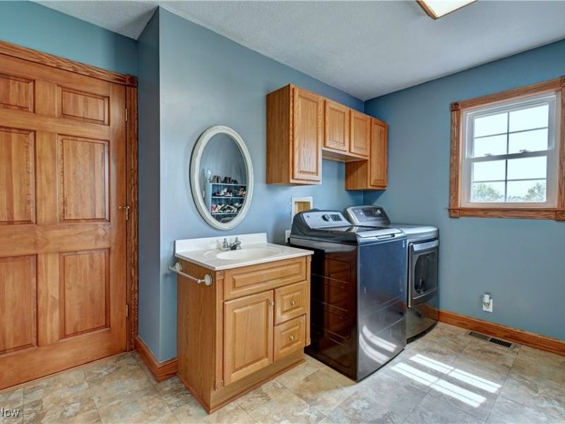 10870 County Road 6, Killbuck, OH 44637 Photo 14