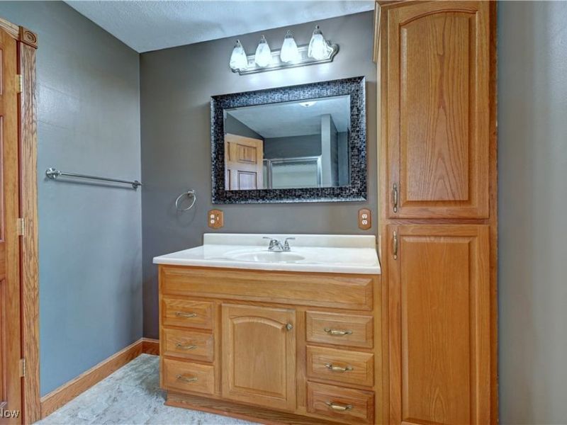 10870 County Road 6, Killbuck, OH 44637 Photo 15