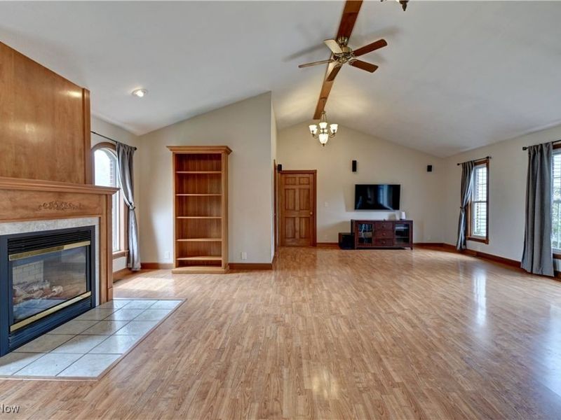 10870 County Road 6, Killbuck, OH 44637 Photo 4