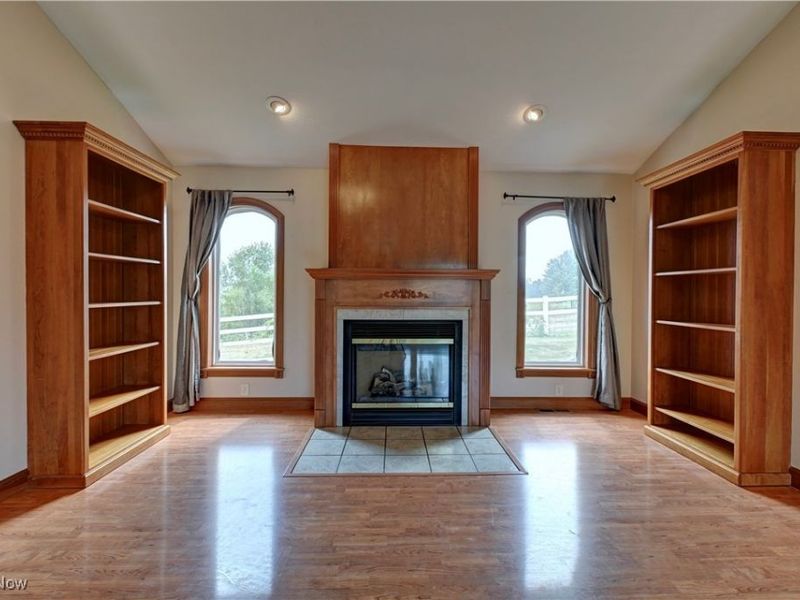 10870 County Road 6, Killbuck, OH 44637 Photo 5