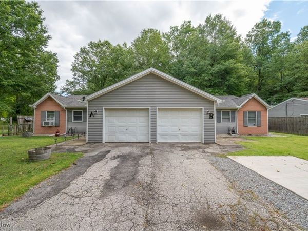 5546 Shaffer Road NW, Unit A & B, Warren, OH 44481