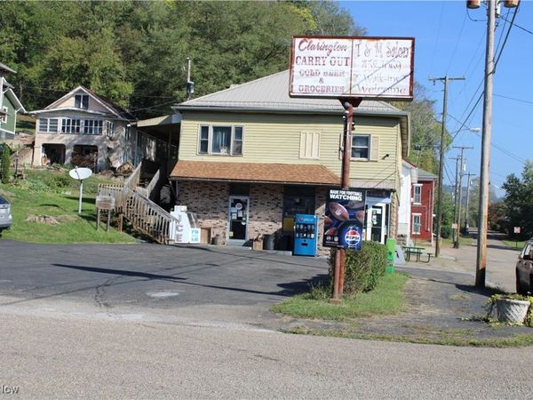 325 Market Street, Clarington, OH 43915