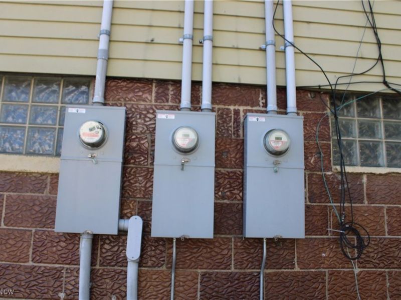 325 Market Street, Clarington, OH 43915 Photo 11