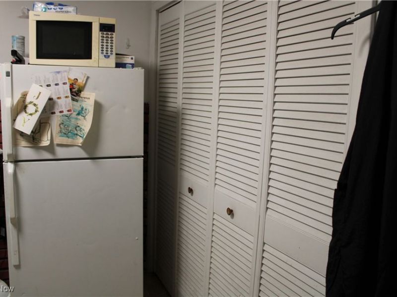 325 Market Street, Clarington, OH 43915 Photo 9