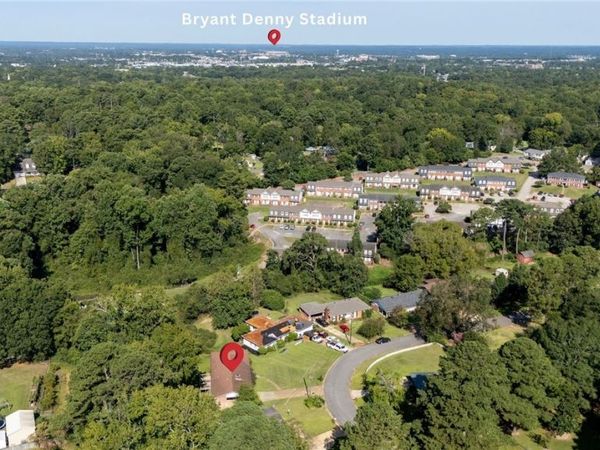 2332 Woodland Terrace, Tuscaloosa, AL 35404