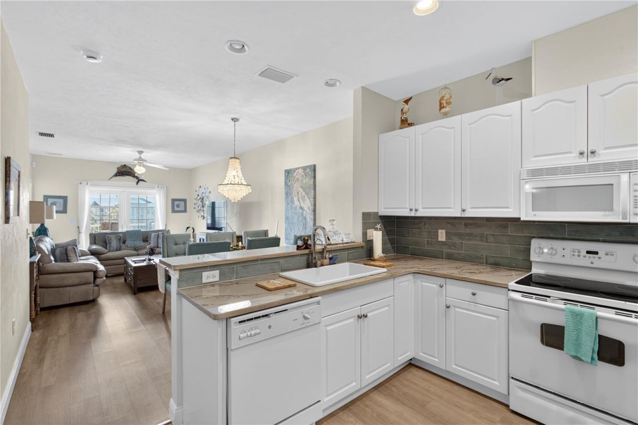 54 SE 910 Avenue, Unit 2141, Suwannee, FL 32692 Photo