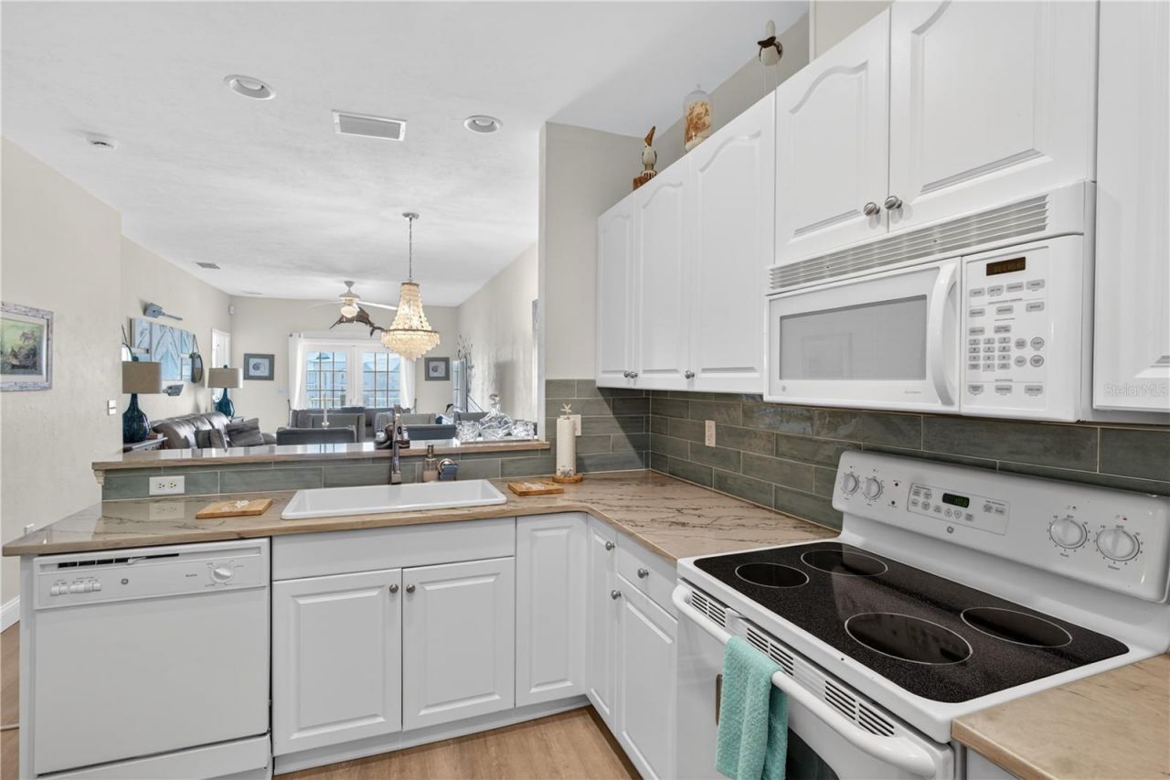 54 SE 910 Avenue, Unit 2141, Suwannee, FL 32692 Photo