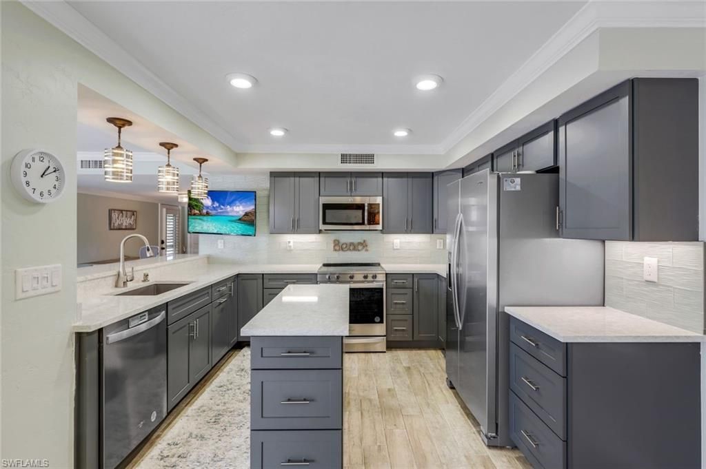 691 Palm Dr, Goodland, FL 34140 Photo