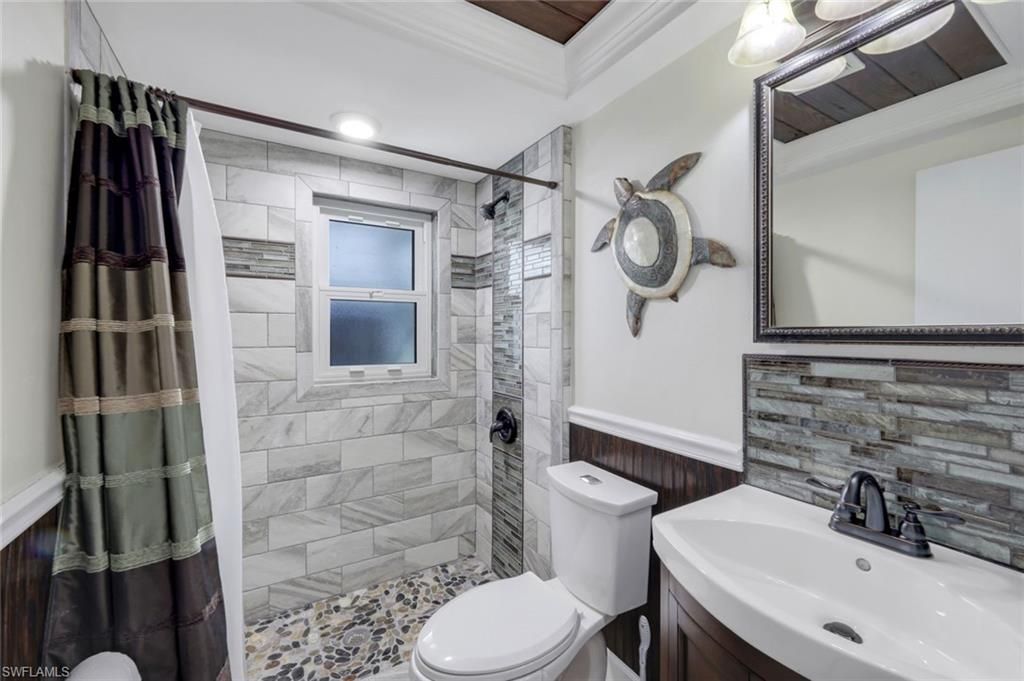 691 Palm Dr, Goodland, FL 34140 Photo