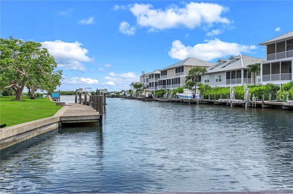 691 Palm Dr, Goodland, FL 34140 Photo