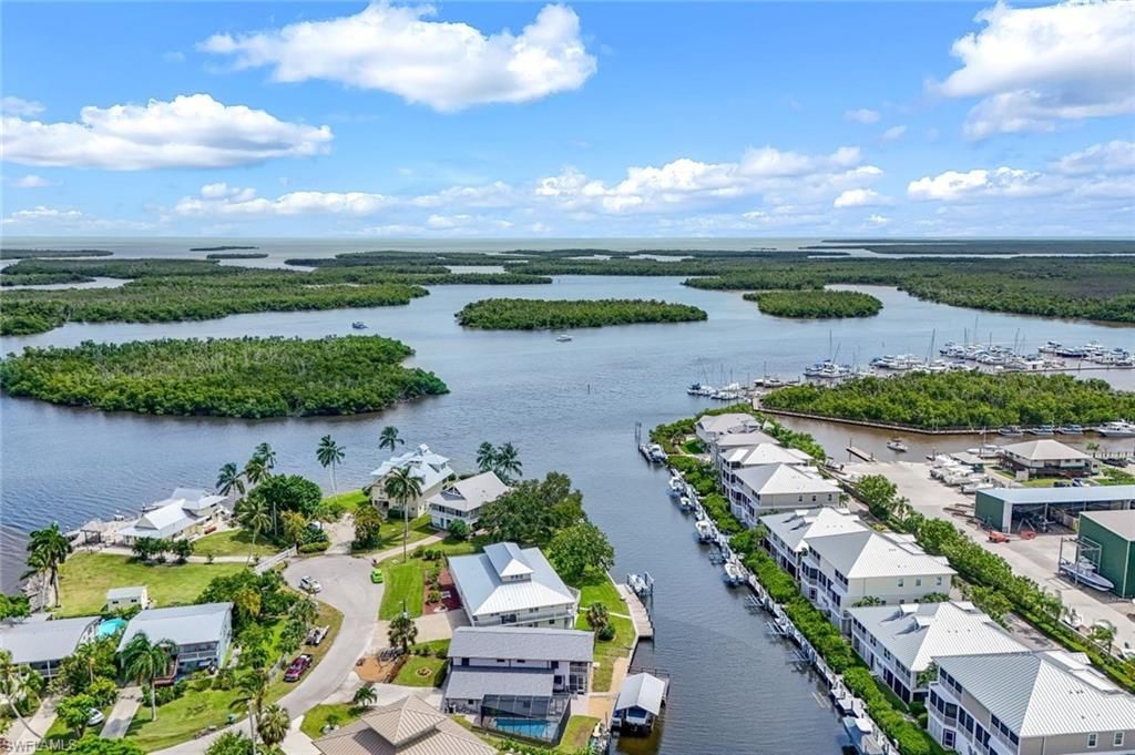 691 Palm Dr, Goodland, FL 34140 Photo