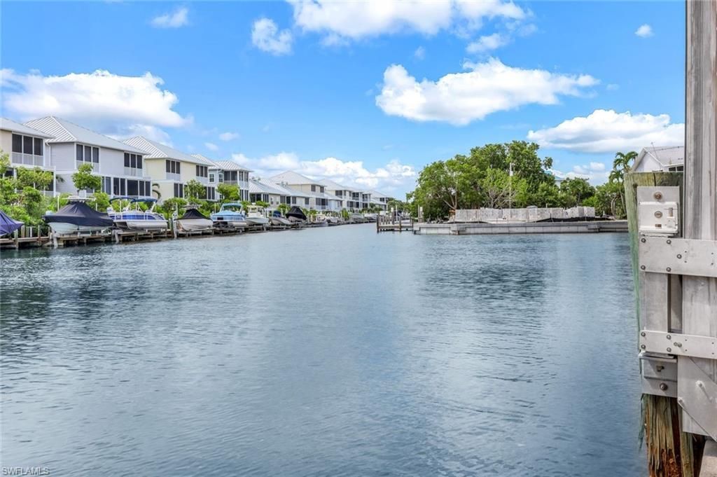 691 Palm Dr, Goodland, FL 34140 Photo