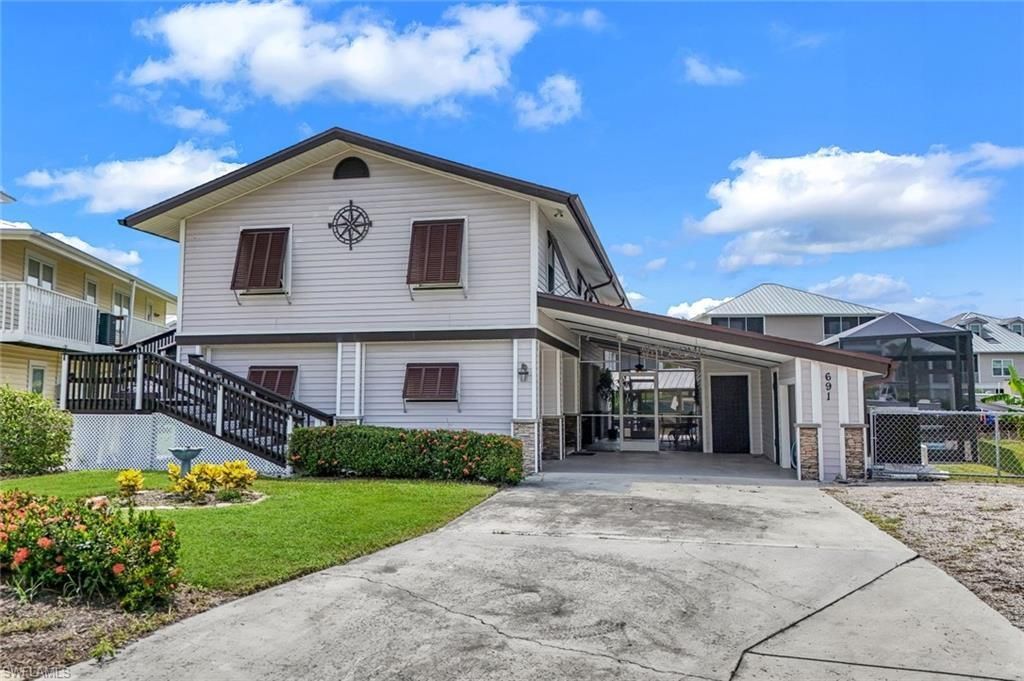 691 Palm Dr, Goodland, FL 34140 Photo