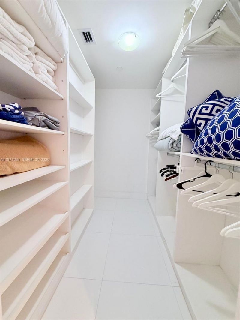 100 Lincoln Rd, Unit 1504, Miami Beach, FL 33139 Photo