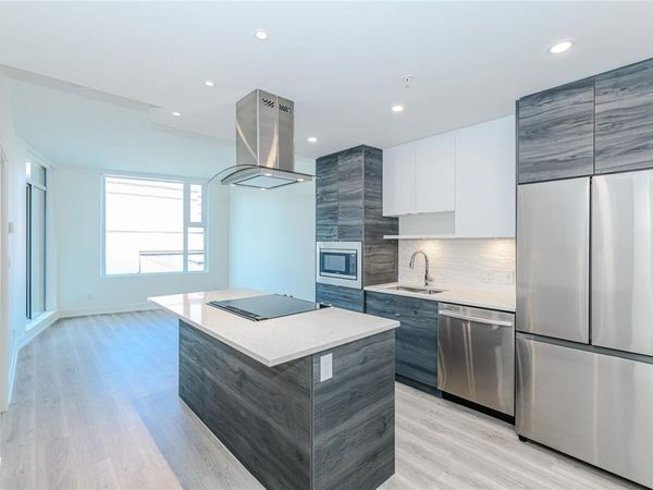 1628 Store St, Unit 715, Victoria, BC V8W 0H1