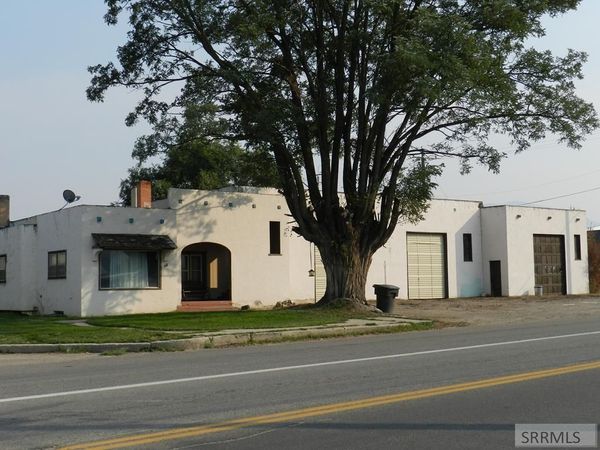 104 S Challis Street, SALMON, ID 83467