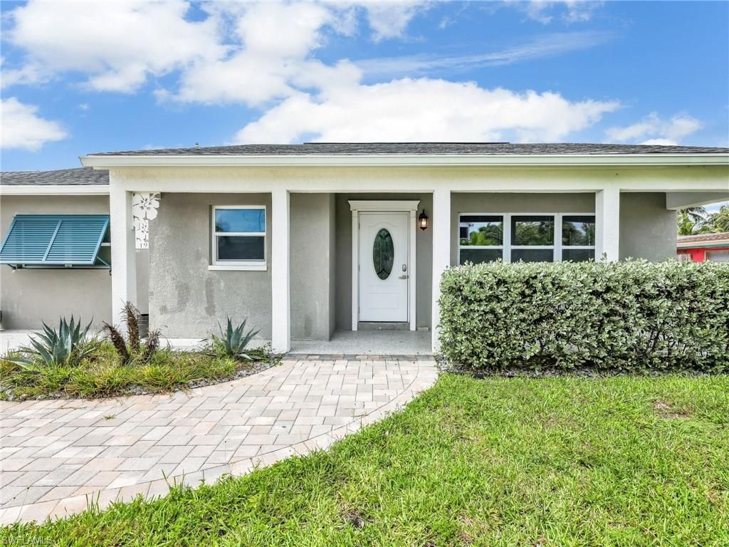 195 Hibiscus Dr, Fort Myers Beach, FL 33931 Photo