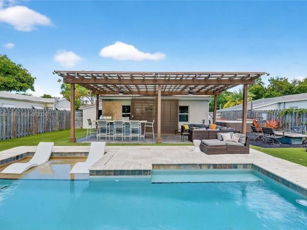 708 SW 19th St, Fort Lauderdale, FL 33315