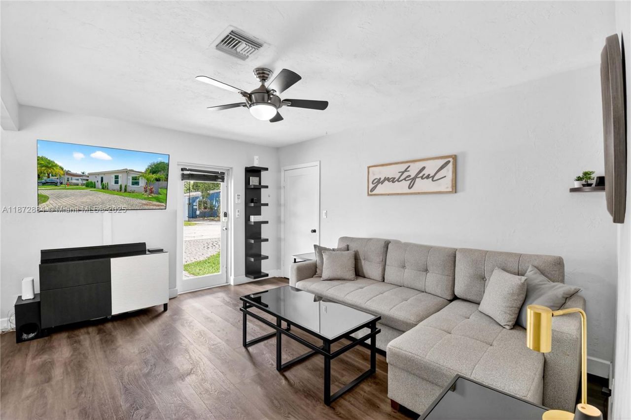 708 SW 19th St, Fort Lauderdale, FL 33315 Photo