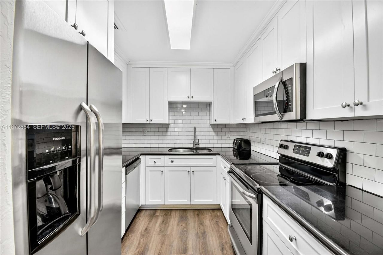 708 SW 19th St, Fort Lauderdale, FL 33315 Photo