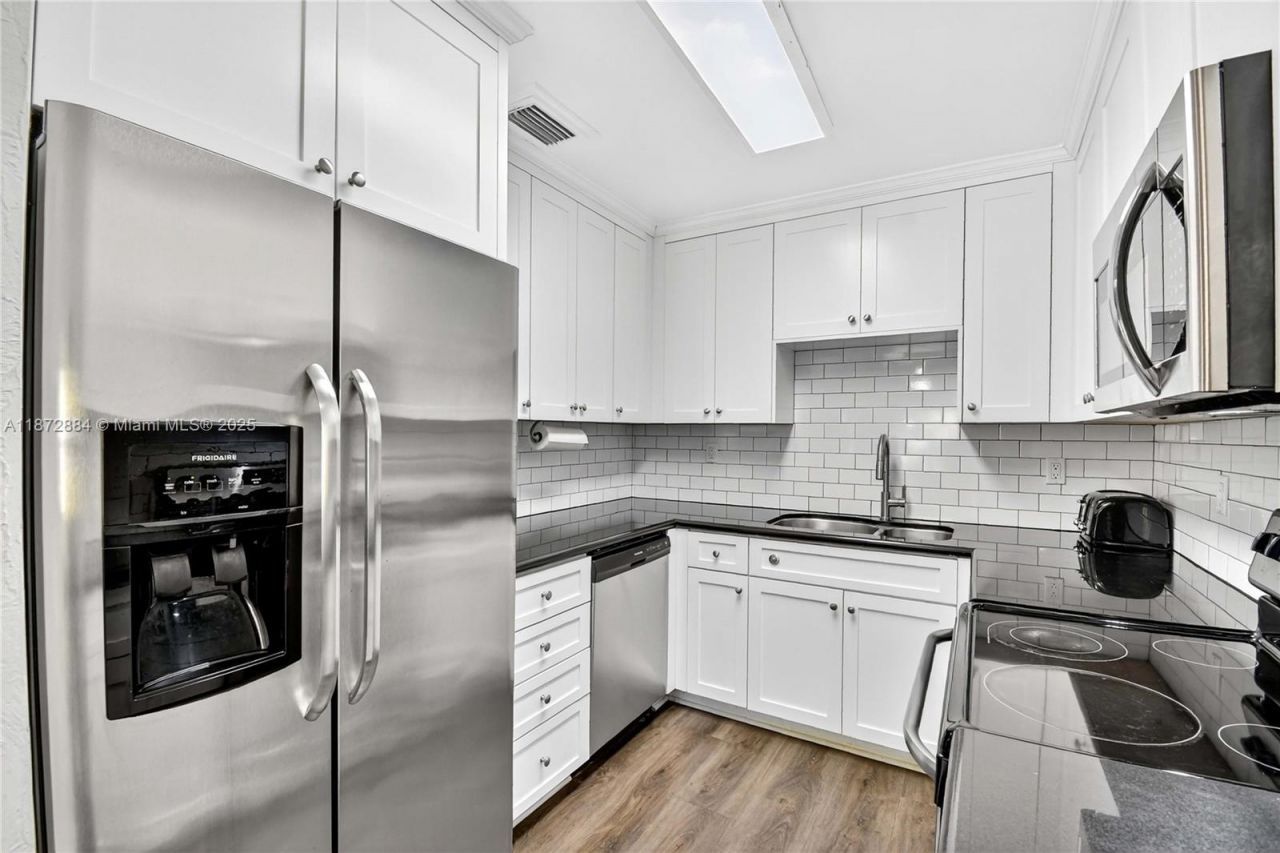 708 SW 19th St, Fort Lauderdale, FL 33315 Photo