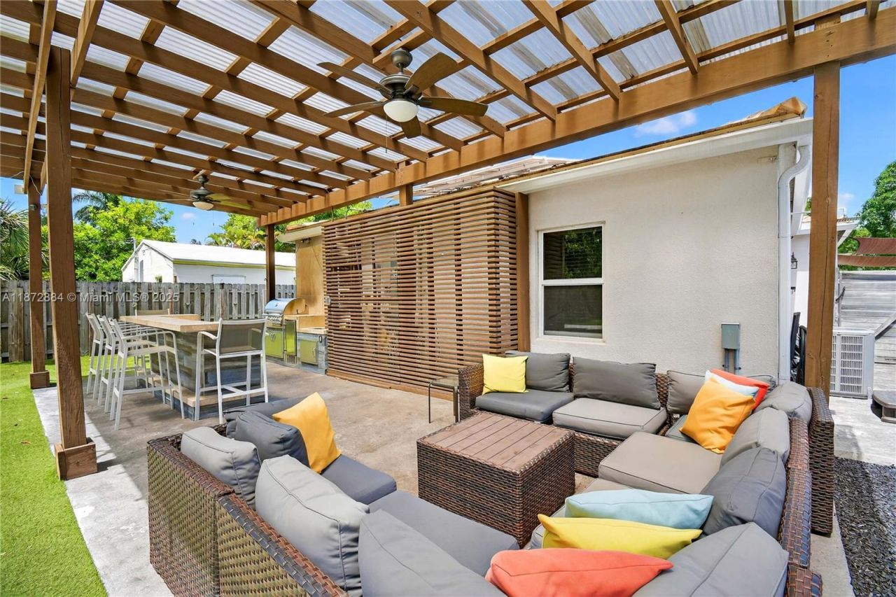 708 SW 19th St, Fort Lauderdale, FL 33315 Photo