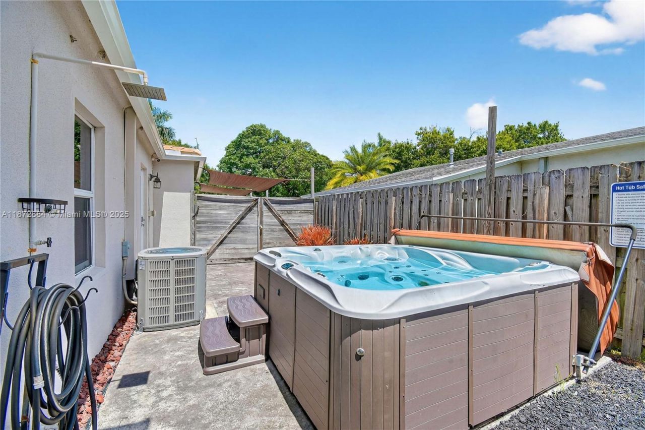 708 SW 19th St, Fort Lauderdale, FL 33315 Photo