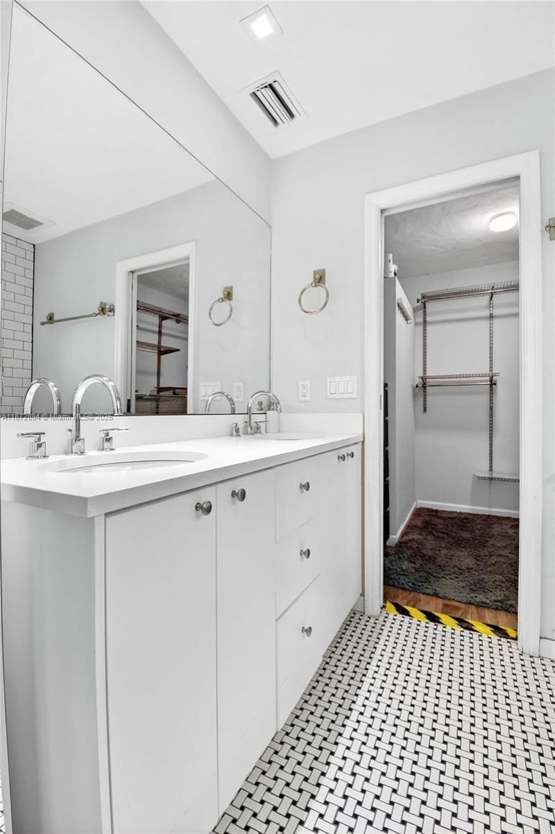 708 SW 19th St, Fort Lauderdale, FL 33315 Photo