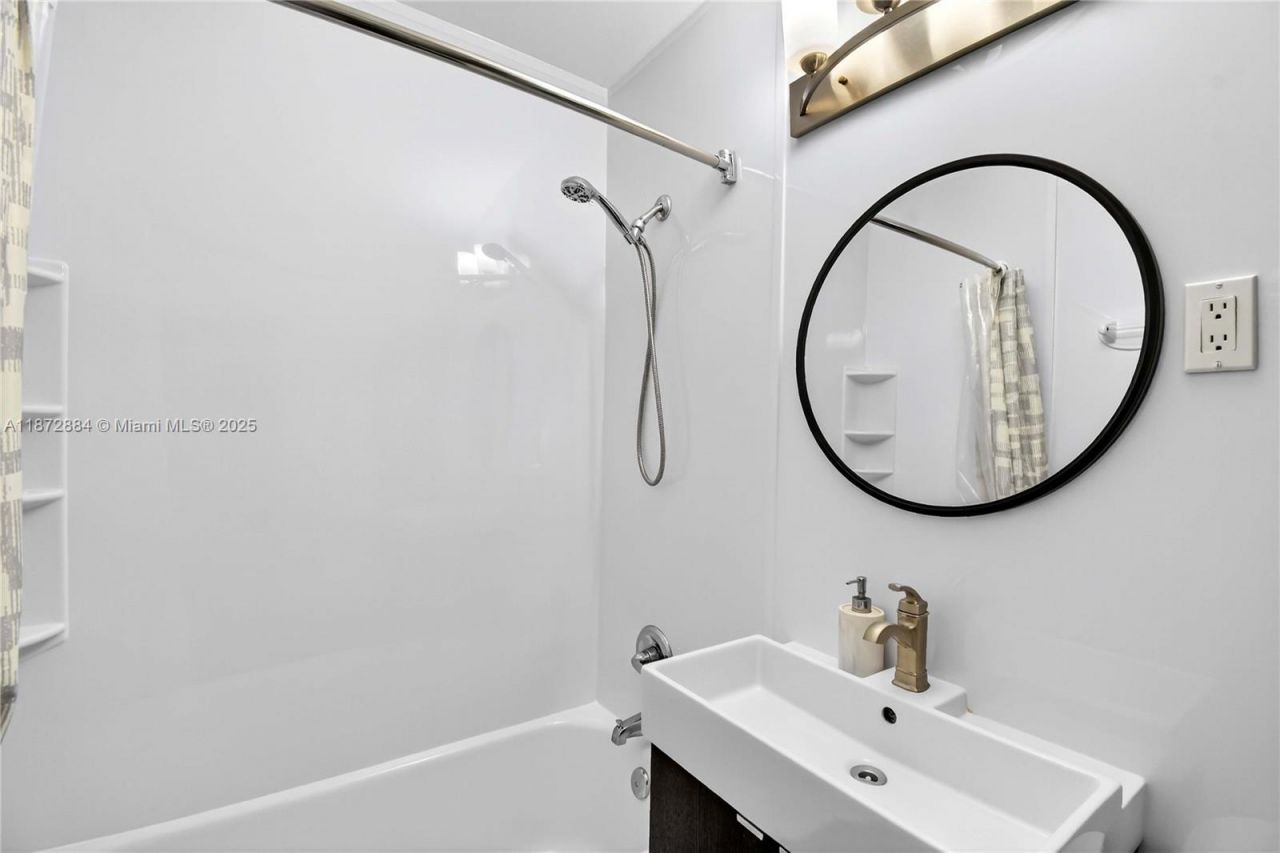 708 SW 19th St, Fort Lauderdale, FL 33315 Photo