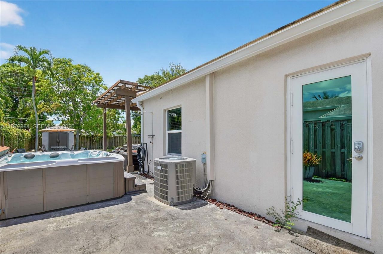 708 SW 19th St, Fort Lauderdale, FL 33315 Photo