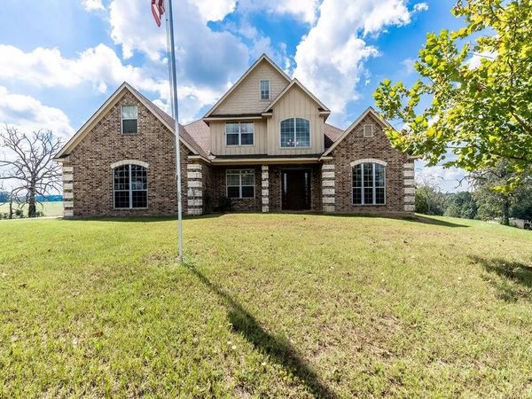4149 An County Road 2202, Palestine, TX 75803