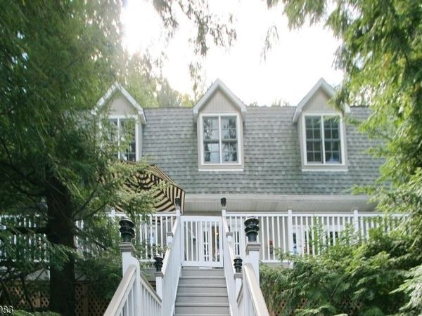 107 Lake End Rd, Rockaway, NJ 07435