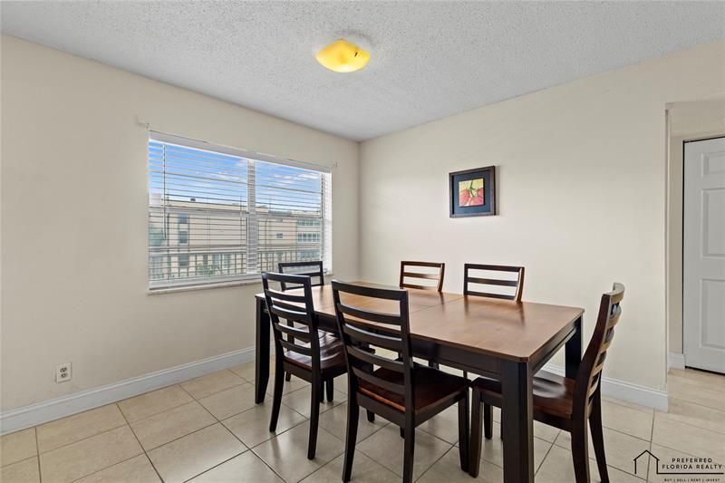 4191 NW 41st Street, Unit 316, Lauderdale Lakes, FL 33319 Photo