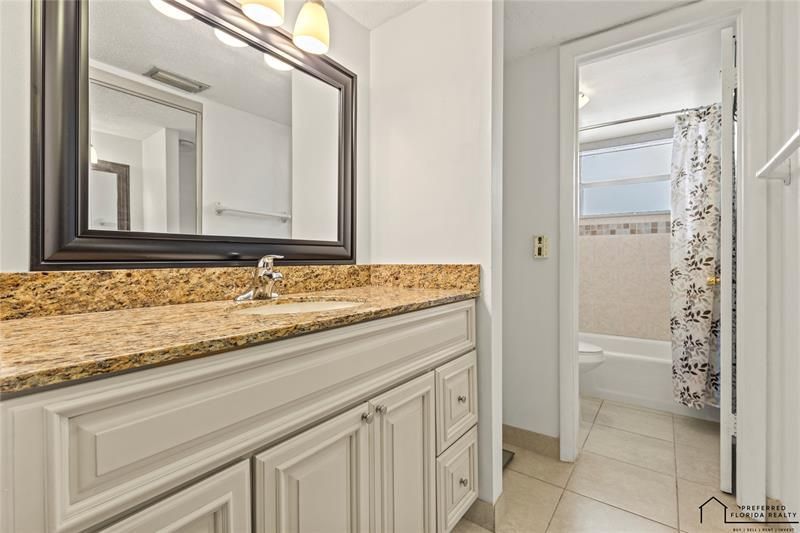 4191 NW 41st Street, Unit 316, Lauderdale Lakes, FL 33319 Photo