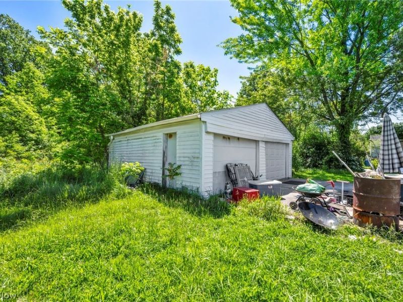 1716 Middle Avenue, Elyria, OH 44035 Photo 14