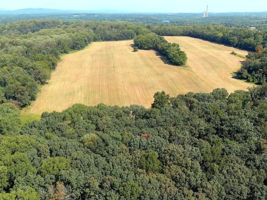 Whites Ferry, Dickerson, MD 20842 Main Photo