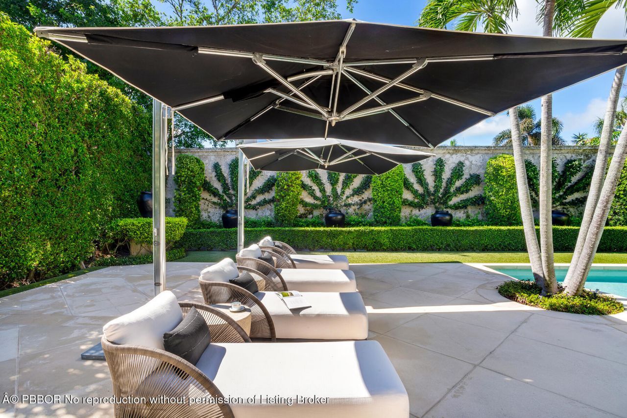 134 Casa Bendita, Palm Beach, FL 33480 Photo