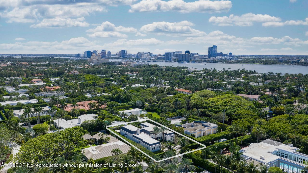 134 Casa Bendita, Palm Beach, FL 33480 Photo