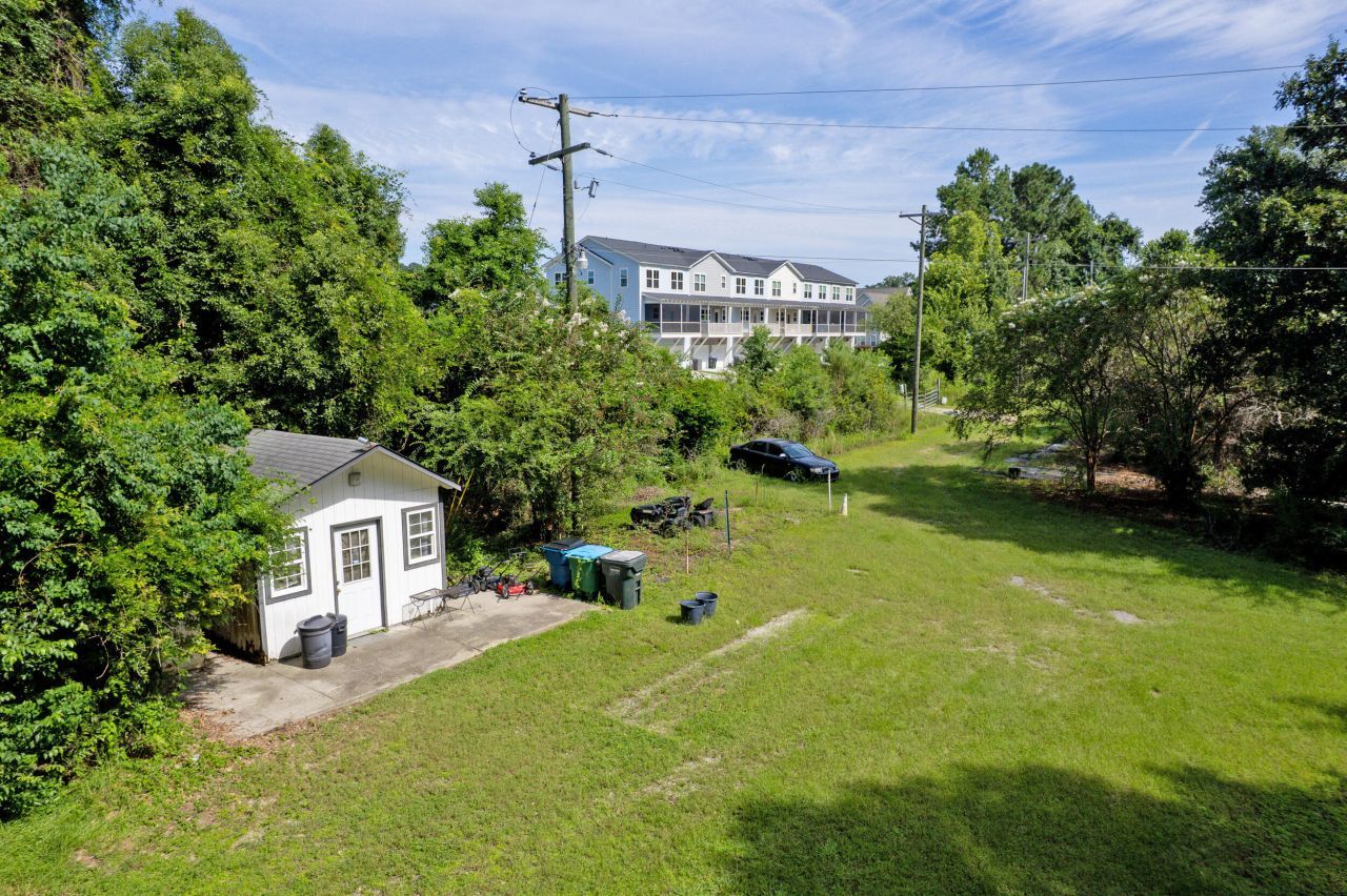 325 W 5th North Street Photo 6