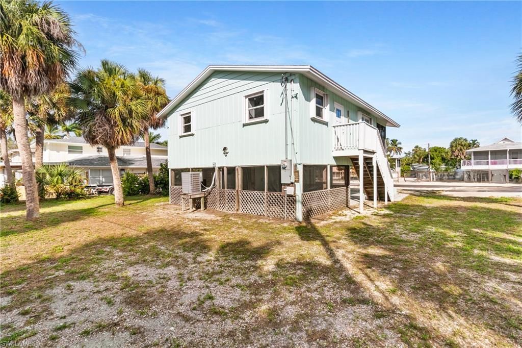 126 Andre Mar Dr, Fort Myers Beach, FL 33931 Photo