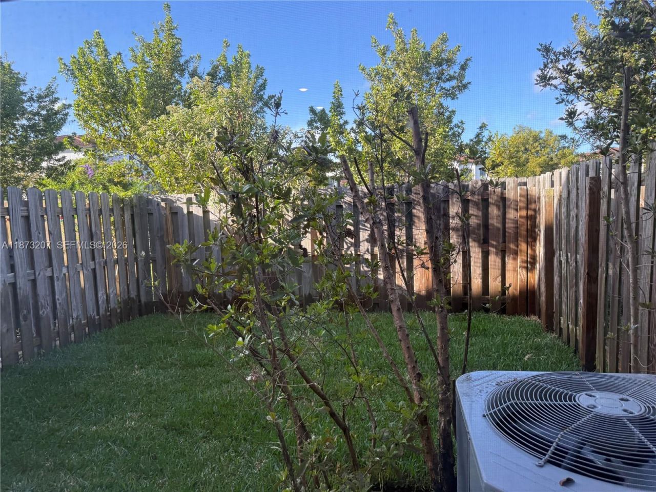 607 NE 208th Ter, Unit 607, Miami, FL 33179 Photo