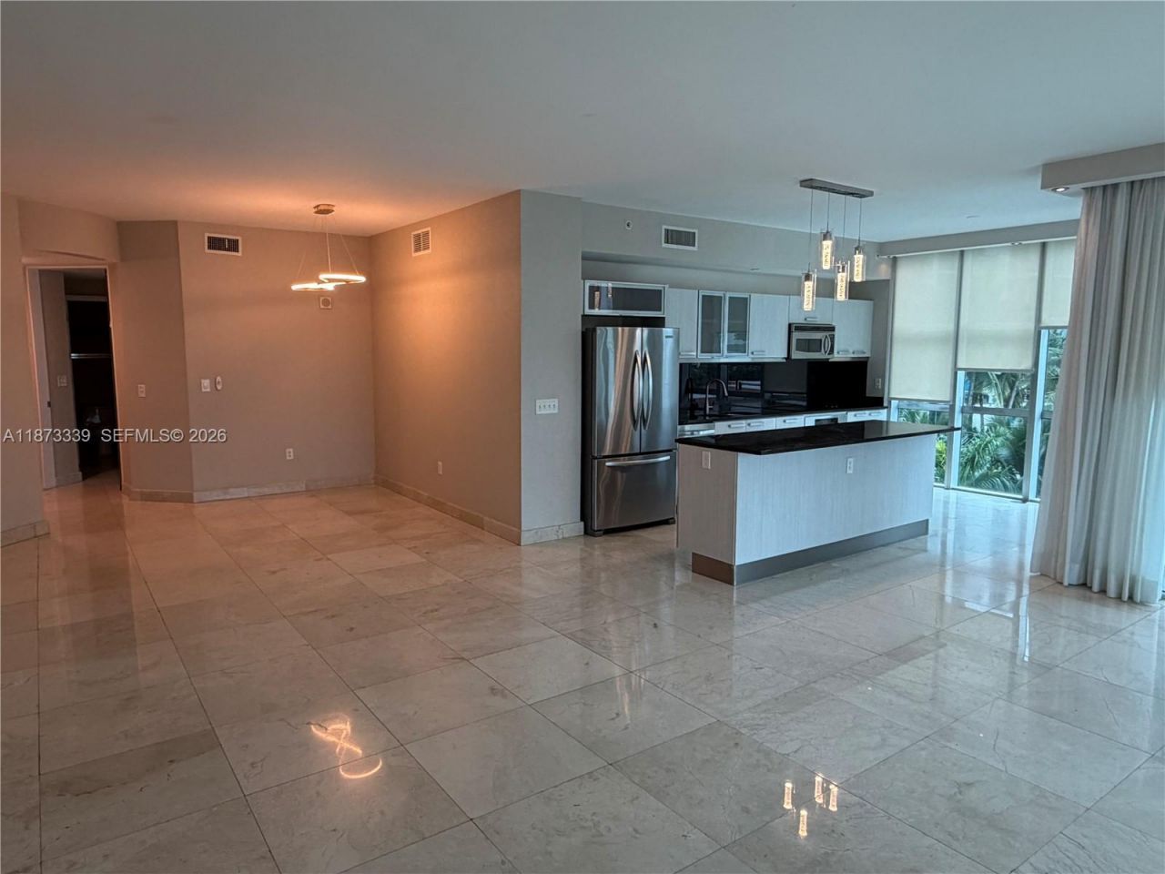 3131 NE 188th St, Unit 1-702, Aventura, FL 33180 Photo