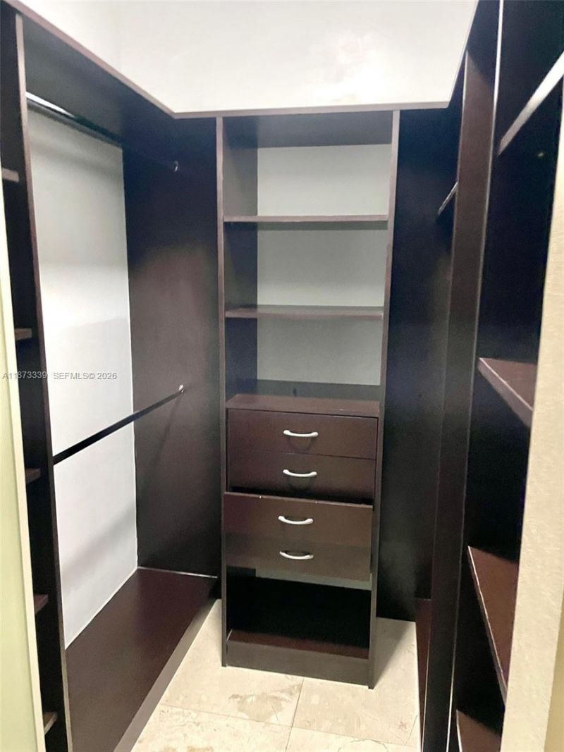 3131 NE 188th St, Unit 1-702, Aventura, FL 33180 Photo